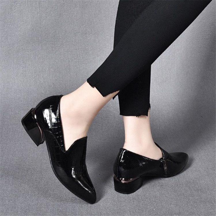 All-match Leather Side Zipper Shoes